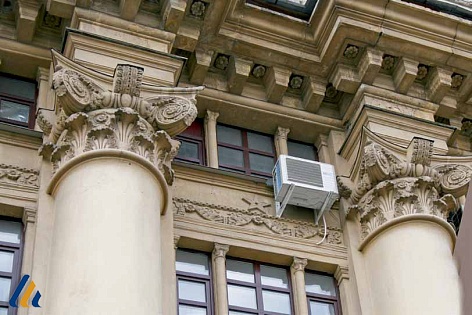 Минкультуры хочет запретить кондиционеры на фасадах.